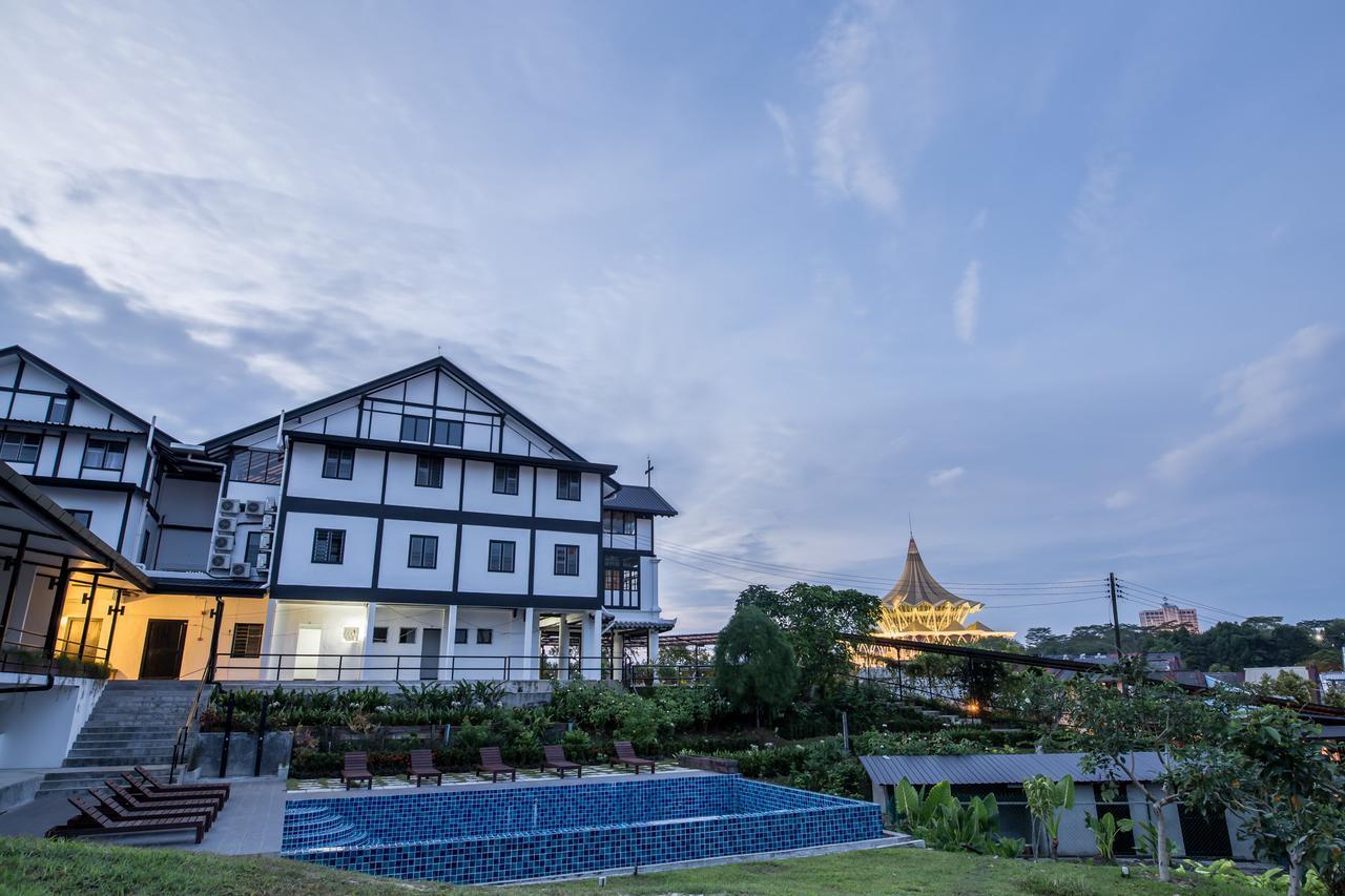 The Marian Boutique Lodging House Hotel Kuching Ngoại thất bức ảnh