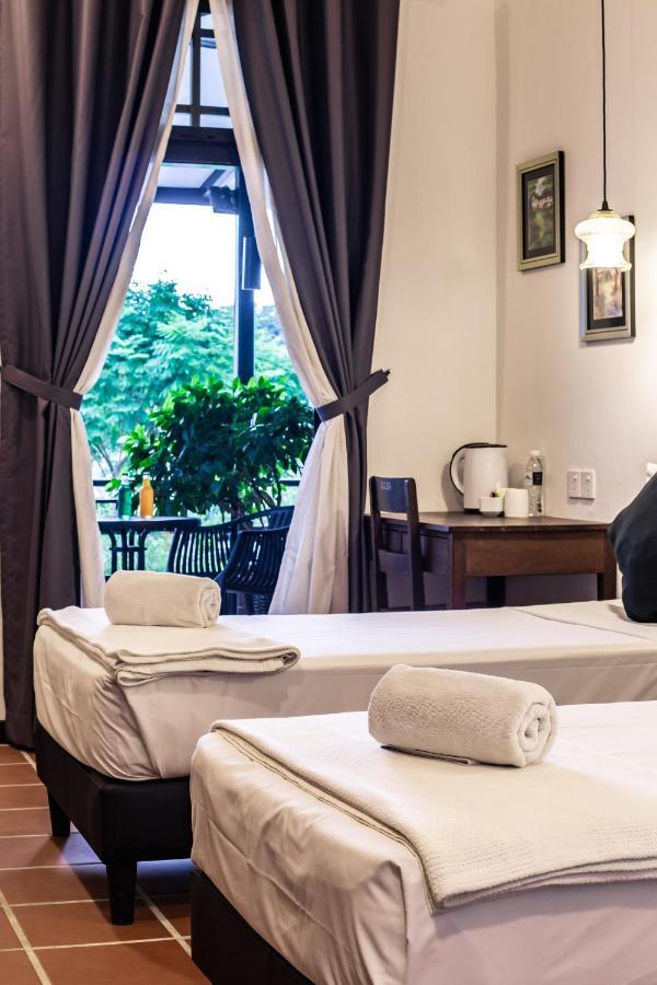 The Marian Boutique Lodging House Hotel Kuching Ngoại thất bức ảnh